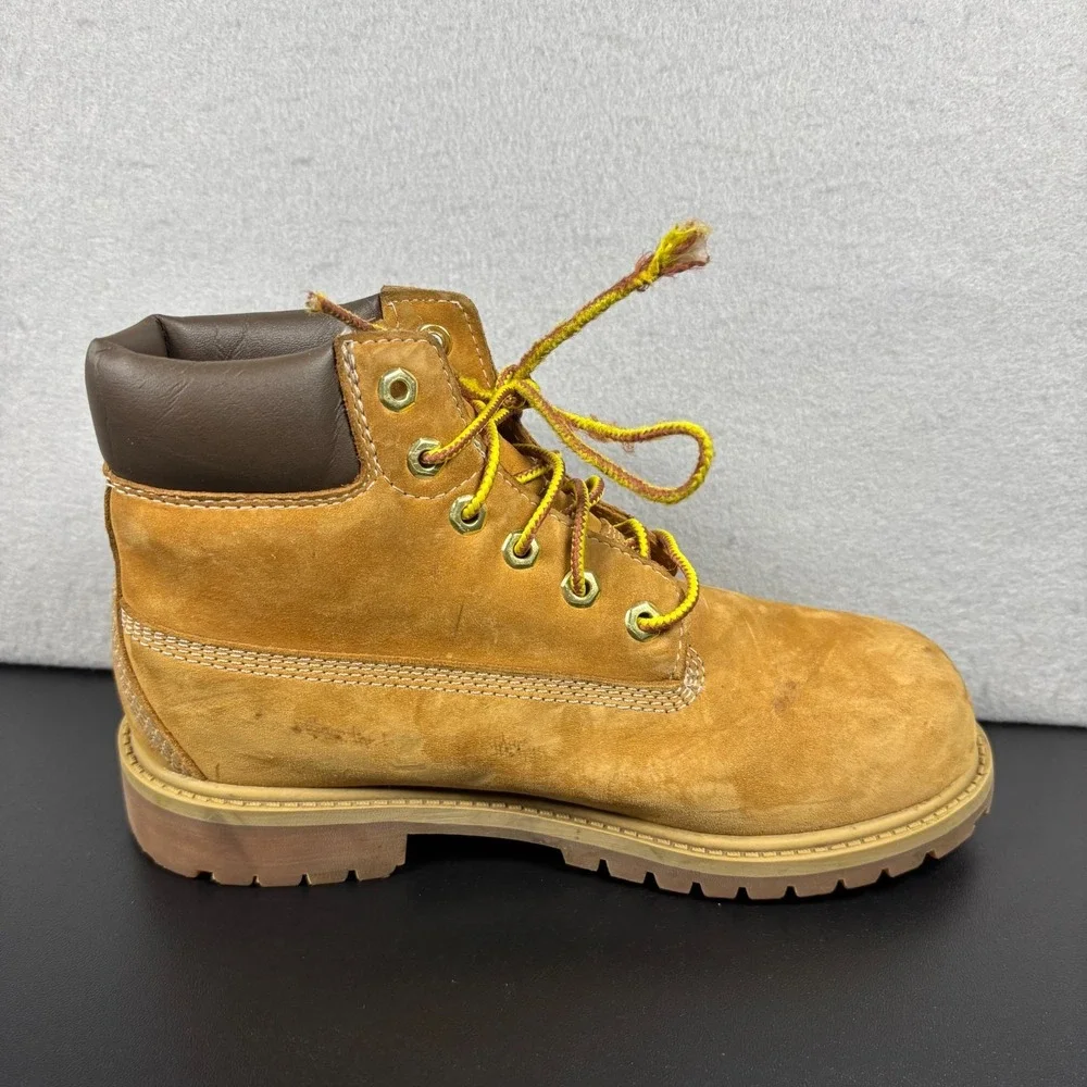Timberland Grade-School Premium 6-Inch Waterproof Boots Boys Size 3 Wheat Brown